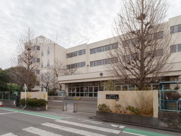 八潮市八潮6丁目　新築一戸建て　3号棟(大原小学校)