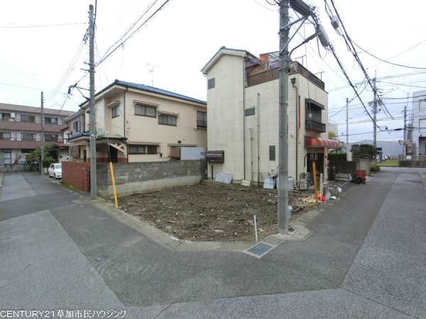 草加市八幡町 新築一戸建て