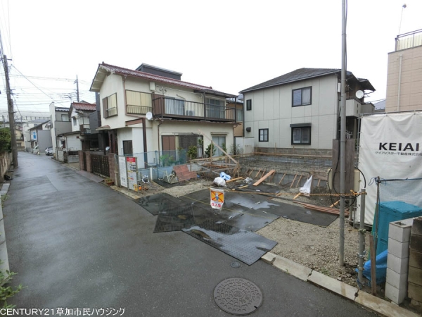 草加市旭町5丁目　新築一戸建て　7期
