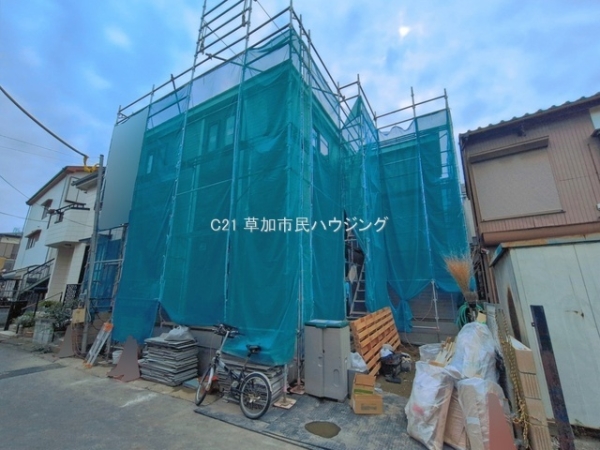 八潮市西袋 新築一戸建て