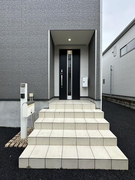 草加市谷塚上町の中古一戸建て
