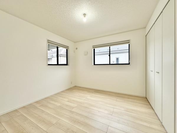 草加市谷塚上町の中古一戸建て