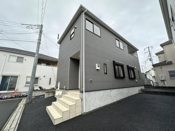 草加市谷塚上町の中古一戸建て