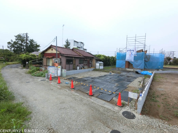 八潮市八條　新築一戸建て　3期2号棟