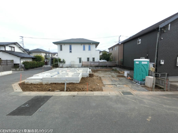 草加市長栄3丁目 新築一戸建て