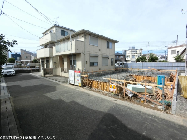 草加市瀬崎5丁目　新築一戸建て　12期