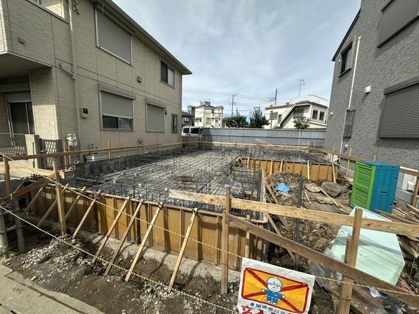 草加市瀬崎5丁目　新築一戸建て　12期