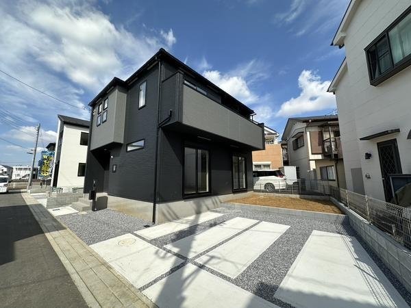 草加市八幡町　新築一戸建て　9期3号棟