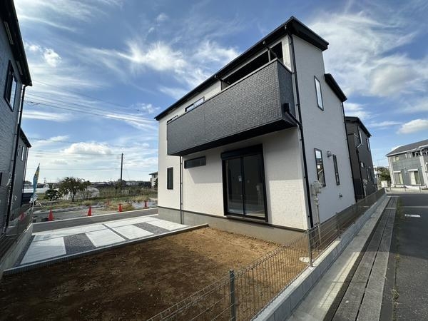 草加市八幡町　新築一戸建て　9期2号棟