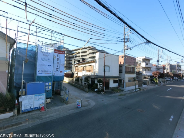 草加市花栗4丁目　新築一戸建て　3期