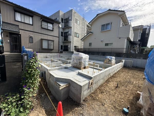 草加市住吉2丁目　新築一戸建て