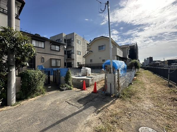 草加市住吉2丁目　新築一戸建て
