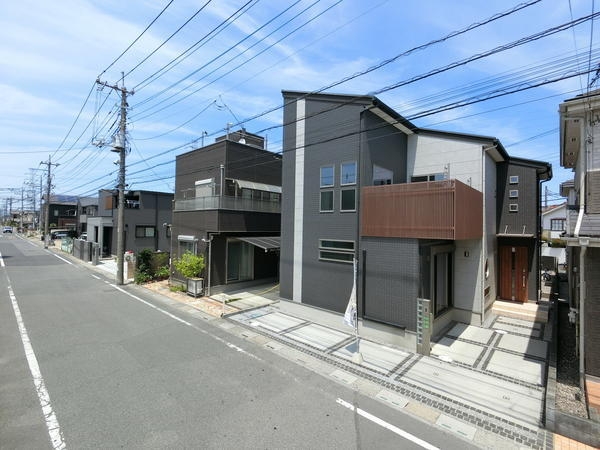 草加市青柳7丁目　中古一戸建て