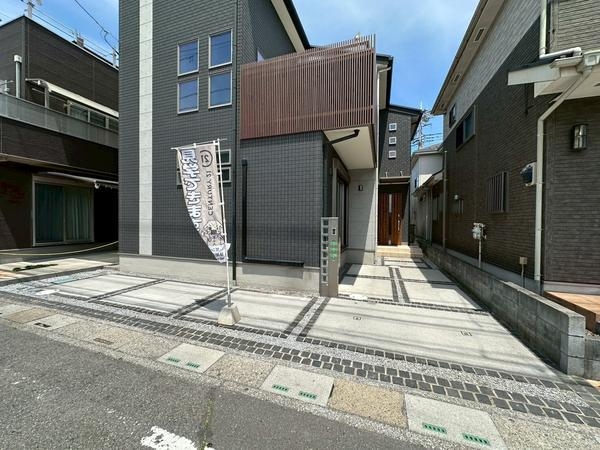 草加市青柳7丁目　中古一戸建て
