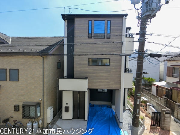 草加市氷川町　新築一戸建て　10期