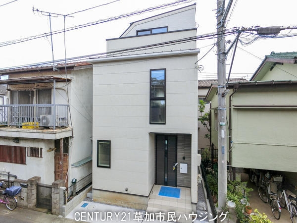 草加市清門3丁目　新築一戸建て
