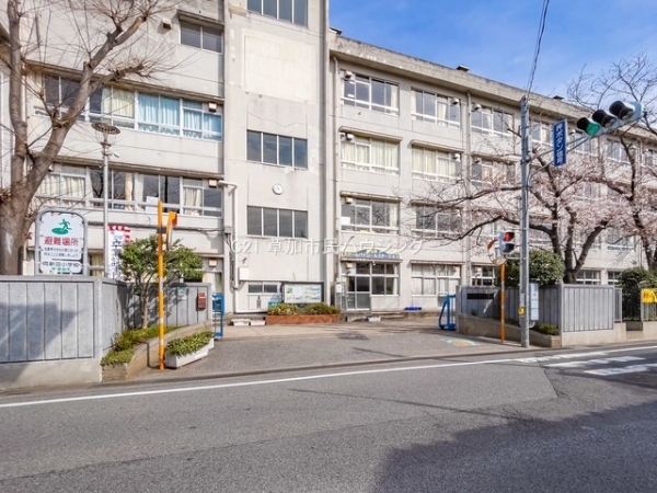 草加市両新田西町　新築一戸建て　第6　13号棟(両新田小学校)