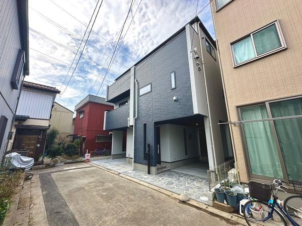 草加市高砂1丁目　新築一戸建て　III