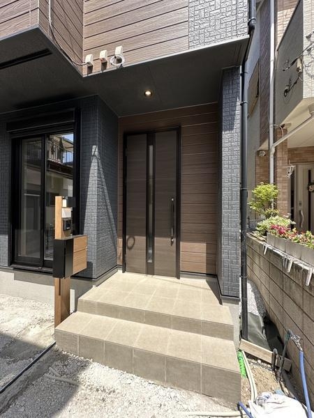 草加市氷川町　新築一戸建て