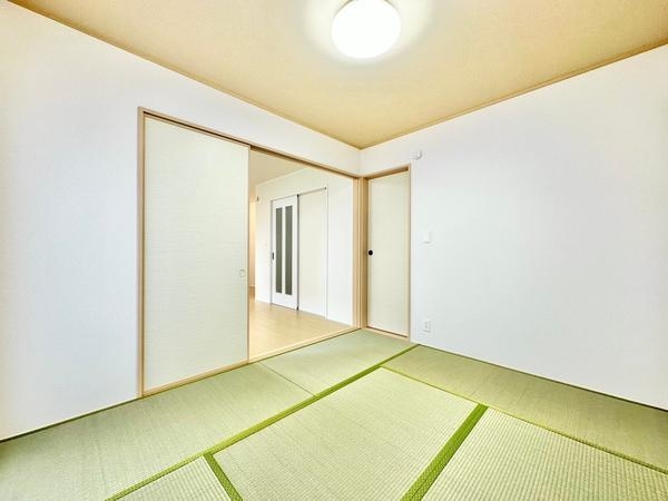草加市青柳6丁目　新築一戸建て　2期2号棟