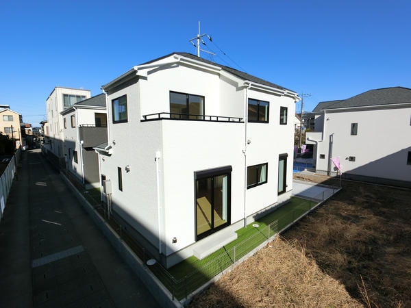 草加市青柳6丁目　新築一戸建て　2期2号棟
