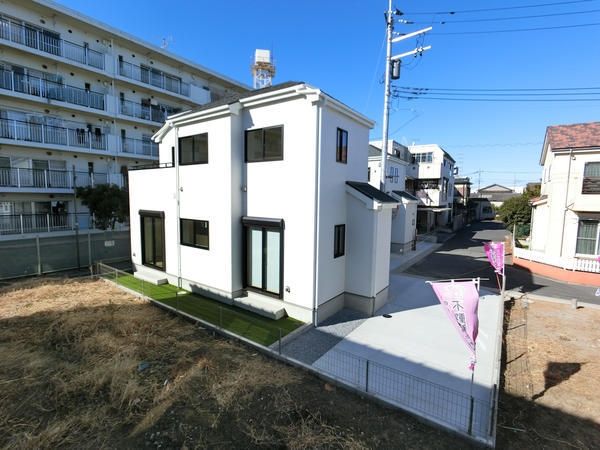 草加市青柳6丁目　新築一戸建て　2期2号棟