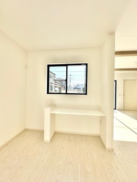 八潮市鶴ケ曽根　新築一戸建て　2期1号棟