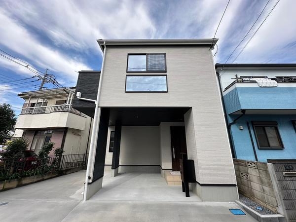 草加市神明2丁目　新築一戸建て