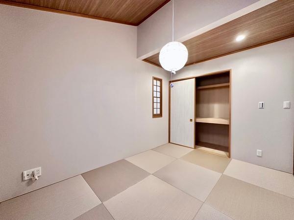 草加市稲荷４丁目の中古一戸建て