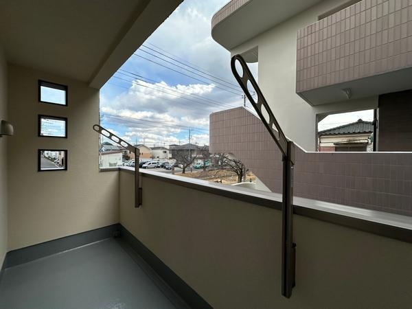 草加市稲荷４丁目の中古一戸建て