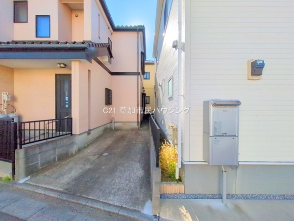 八潮市伊草2丁目　中古一戸建て