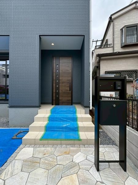八潮市鶴ケ曽根　新築一戸建て　9期