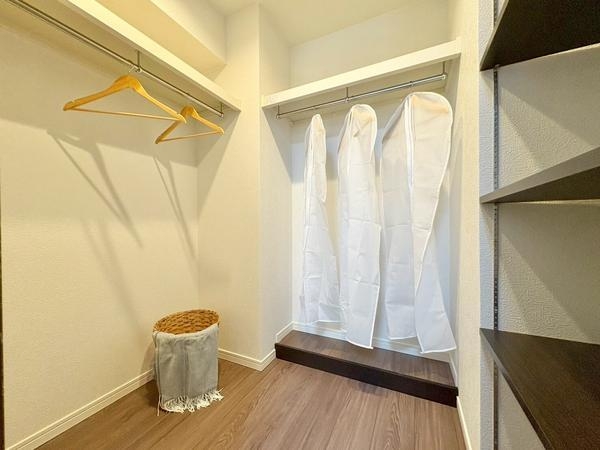 ヴイ・シティ草加四番館