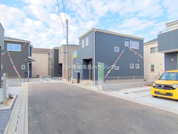 草加市青柳3丁目　新築一戸建て　18期3号棟