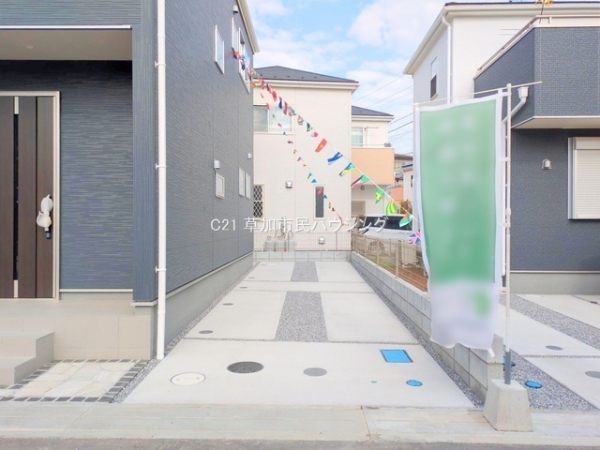 草加市青柳3丁目　新築一戸建て　18期3号棟