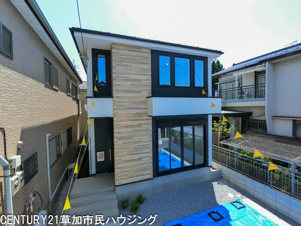草加市氷川町　新築一戸建て　13期