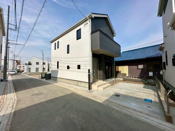 草加市長栄1丁目　新築一戸建て　第2期F号棟