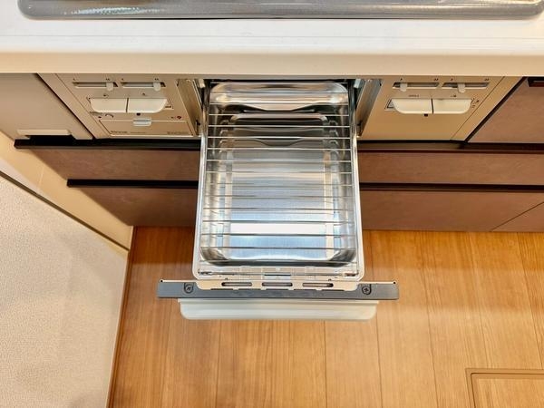 草加市長栄1丁目　新築一戸建て　第2期F号棟