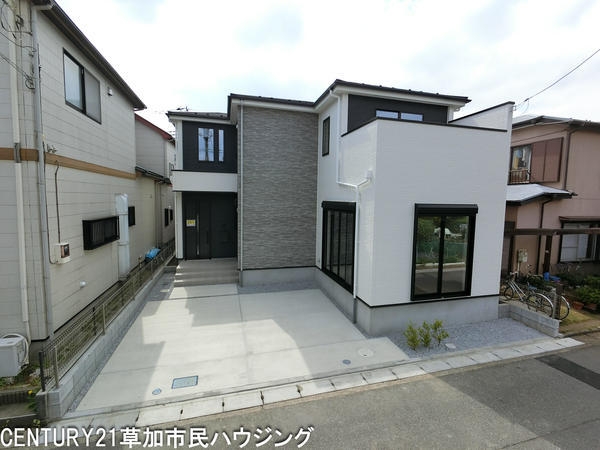 草加市瀬崎５丁目　新築一戸建て　10期