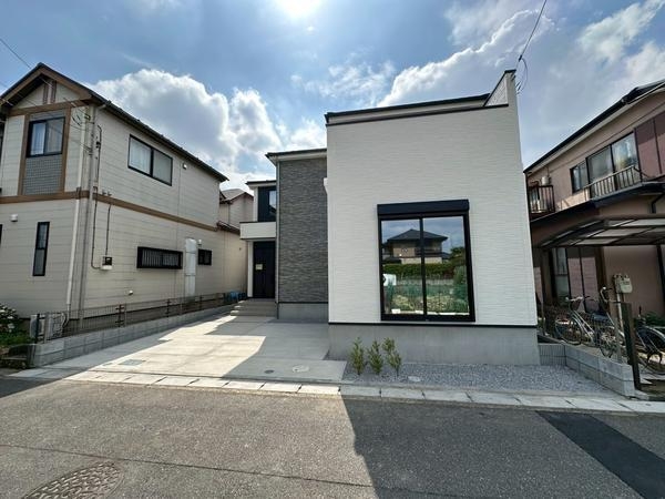 草加市瀬崎５丁目　新築一戸建て　10期