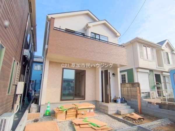 草加市青柳8丁目　新築一戸建て　4期