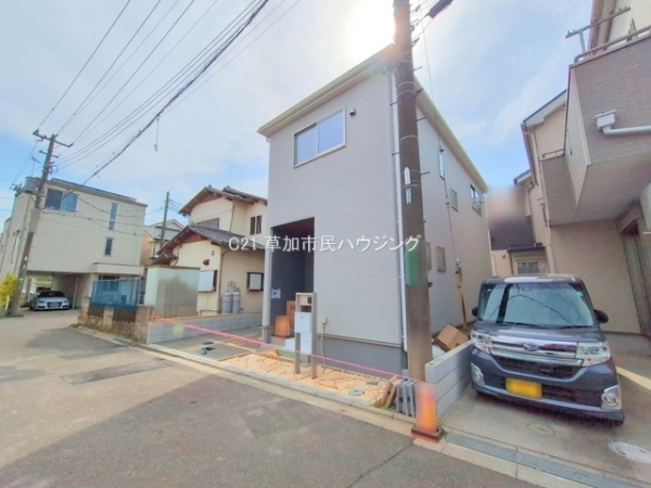 八潮市伊草1丁目　新築一戸建て　6期