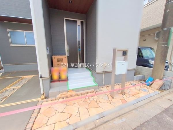 八潮市伊草1丁目　新築一戸建て　6期