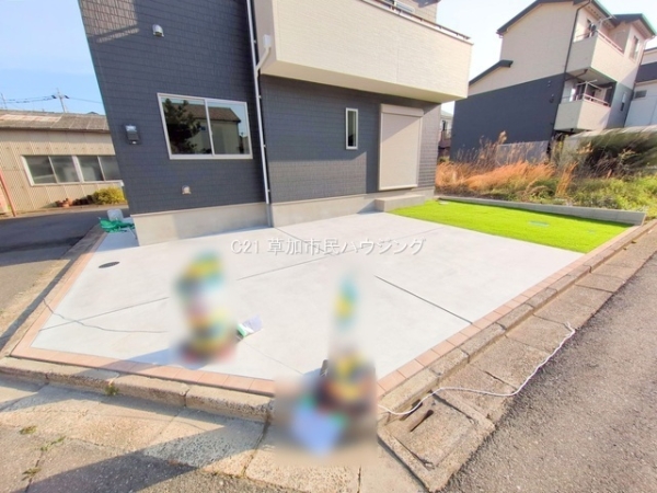 草加市青柳6丁目　新築一戸建て　I