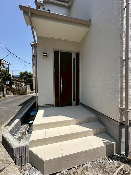 草加市稲荷2丁目　新築一戸建て　4期
