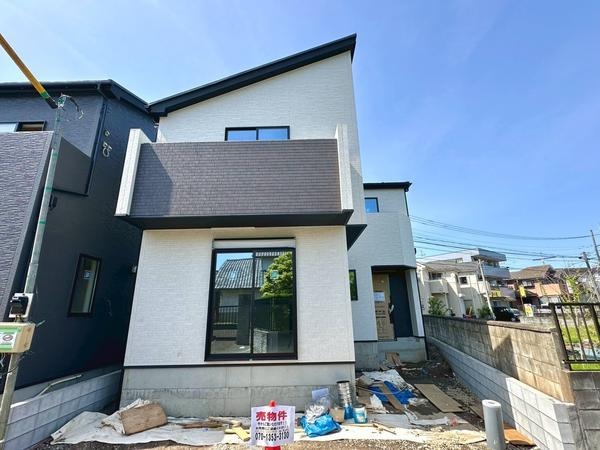 八潮市大曽根　新築一戸建て　7期2号棟