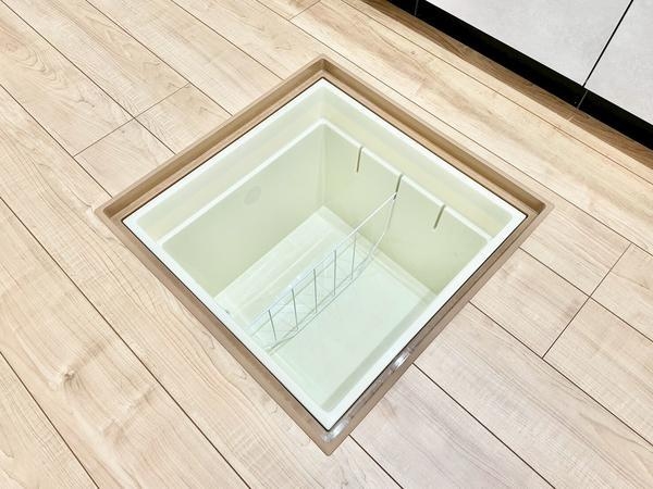 八潮市大曽根　新築一戸建て　7期1号棟