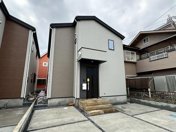 草加市手代３丁目　新築一戸建て　2期1号棟