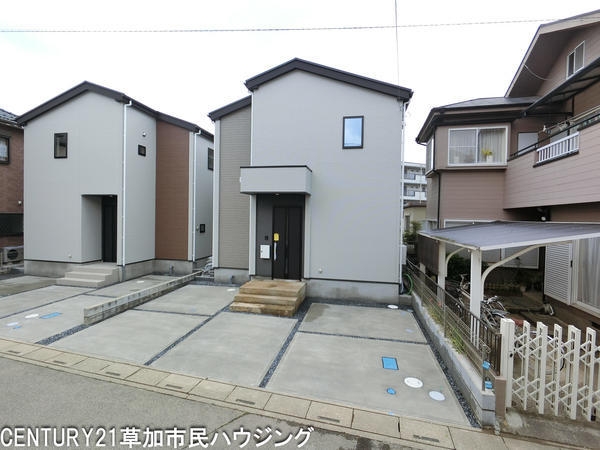 草加市手代３丁目　新築一戸建て　2期1号棟