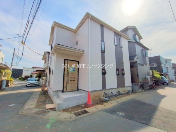 八潮市八條　新築一戸建て